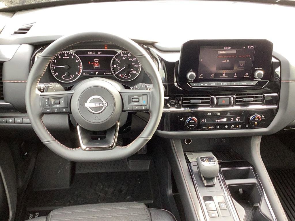 New 2025 Nissan Pathfinder Rock Creek image 9