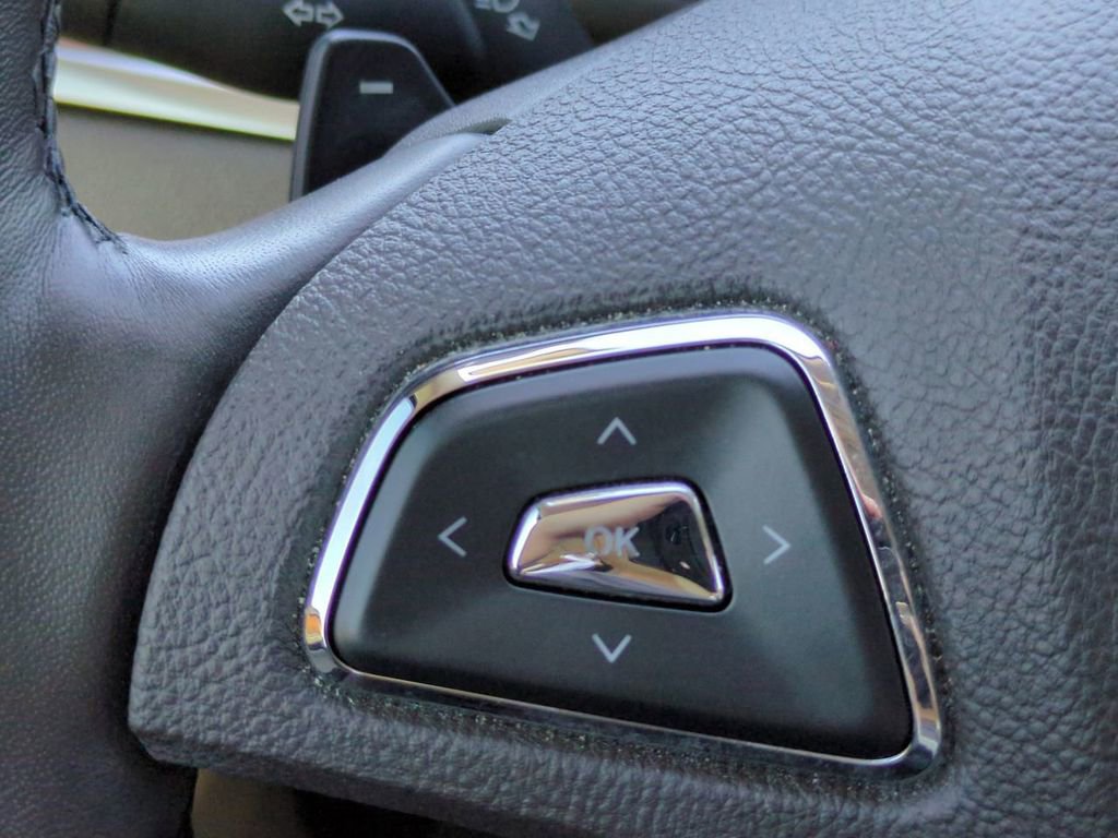 Used 2019 Lincoln MKC Select w/ Select Plus Package image 26