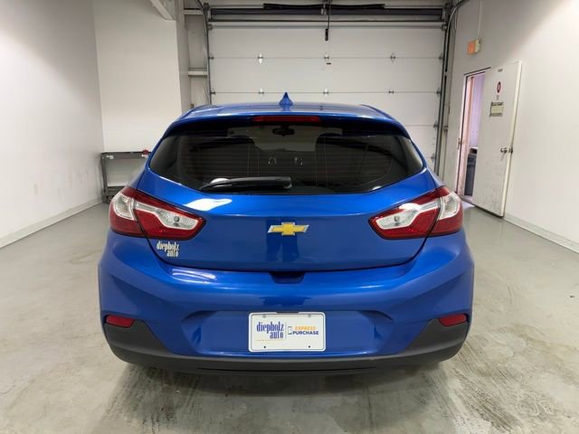 Used 2017 Chevrolet Cruze LT w/ Sun And Sound Package image 6
