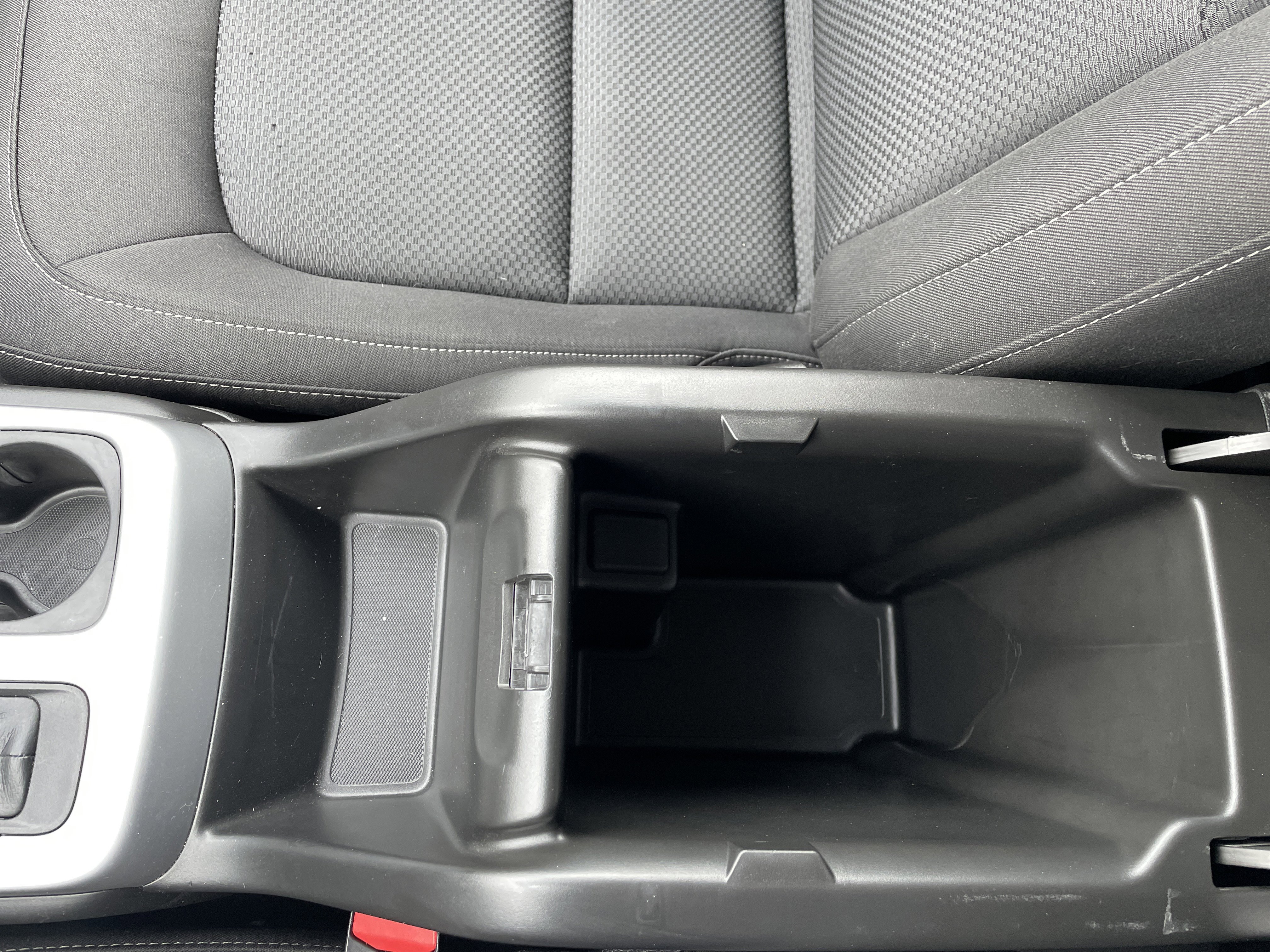 Used 2021 Chevrolet Colorado LT w/ Safety Package image 33