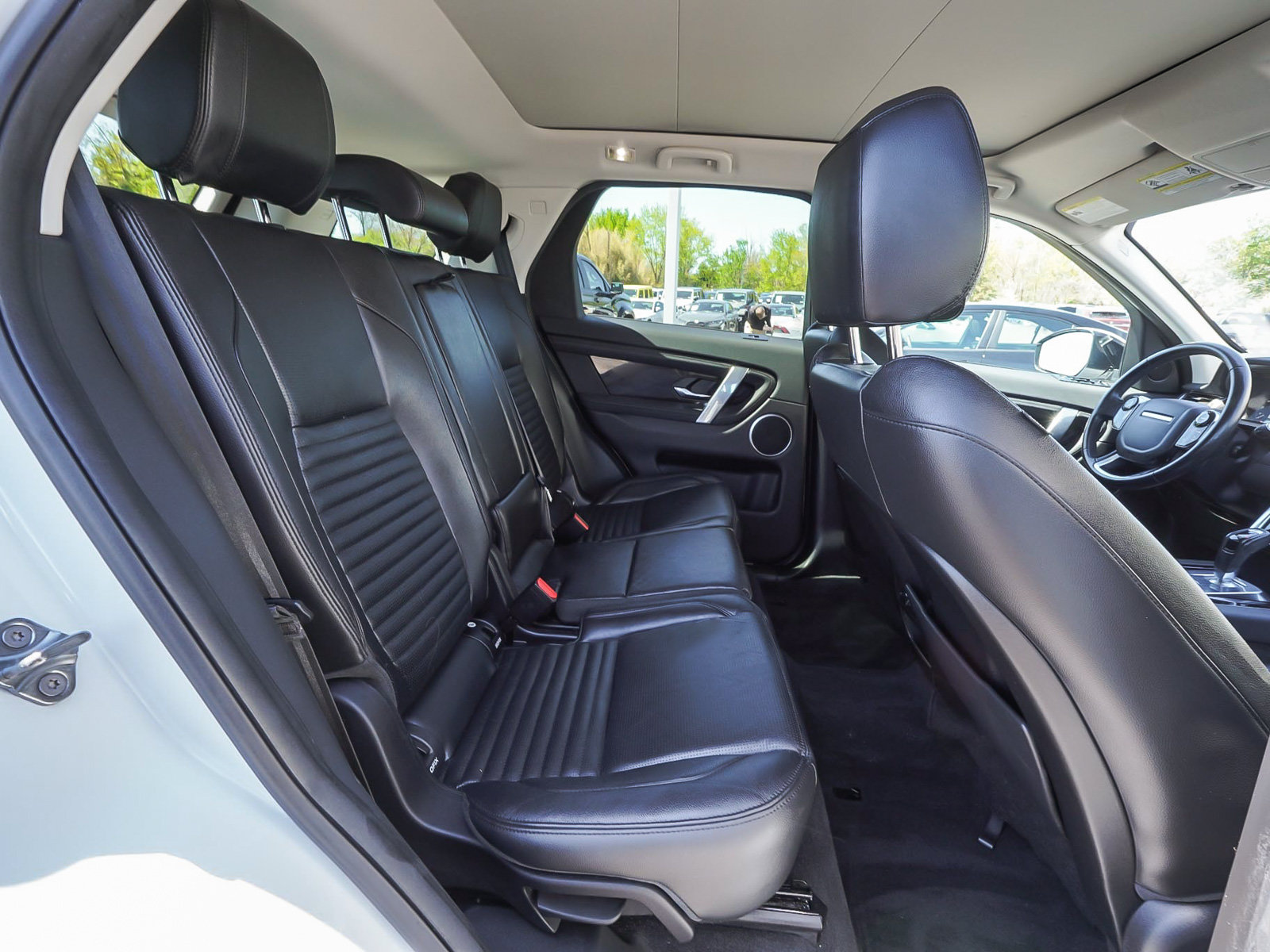 Used 2020 Land Rover Discovery Sport SE AWD/4WD image 35