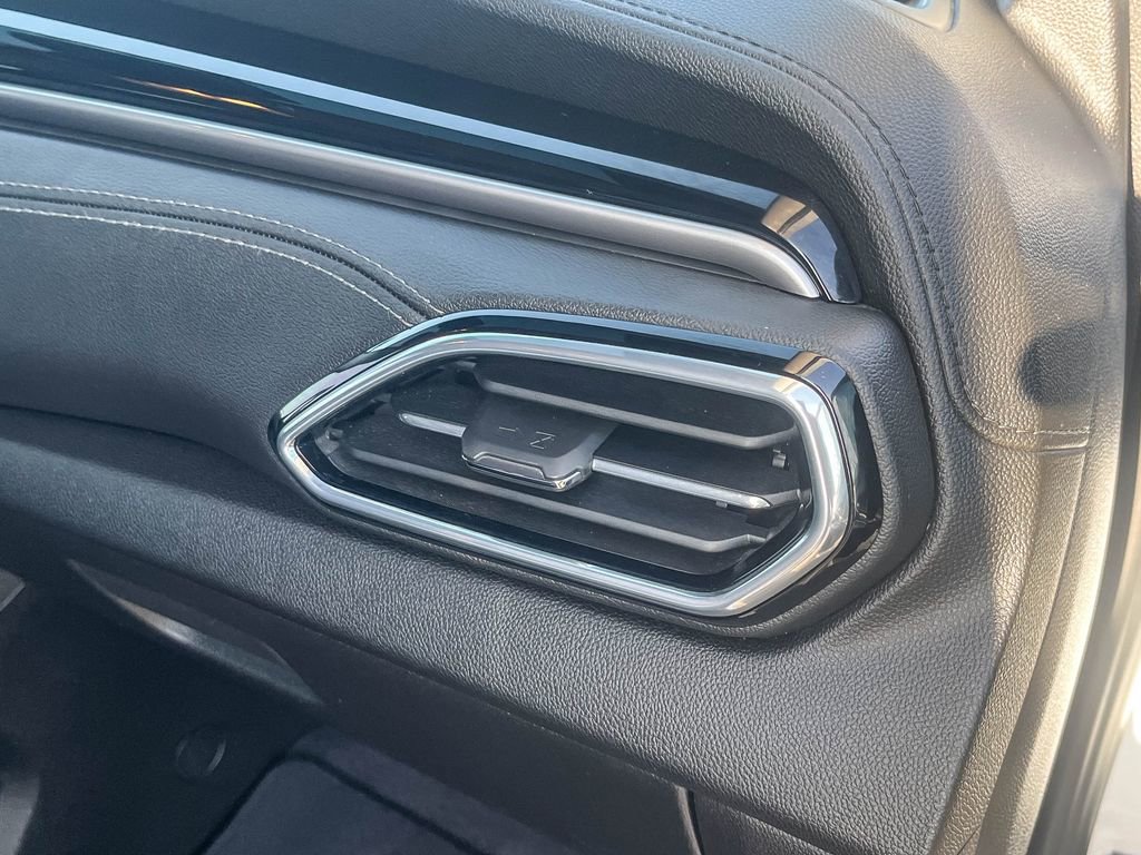 Used 2022 Chevrolet Bolt EUV LT image 33