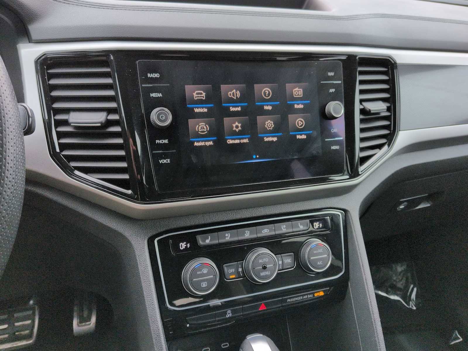 Used 2021 Volkswagen Atlas Cross Sport SEL Premium R-Line image 30