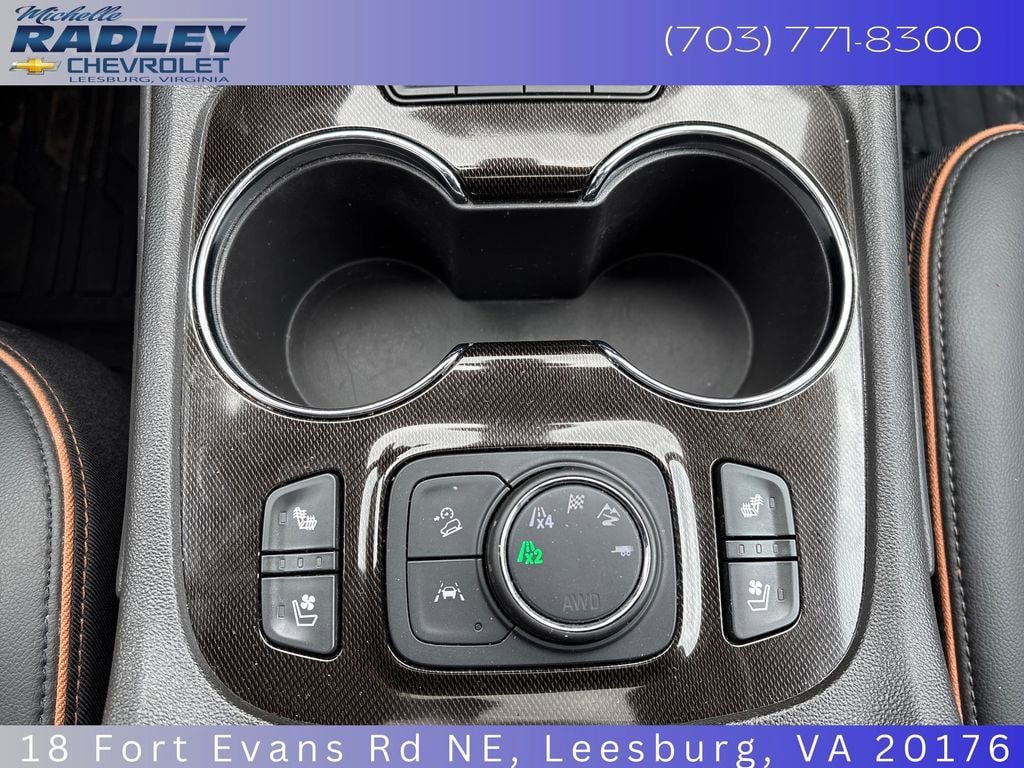 Used 2022 GMC Acadia AT4 w/ Technology Package AWD/4WD image 21