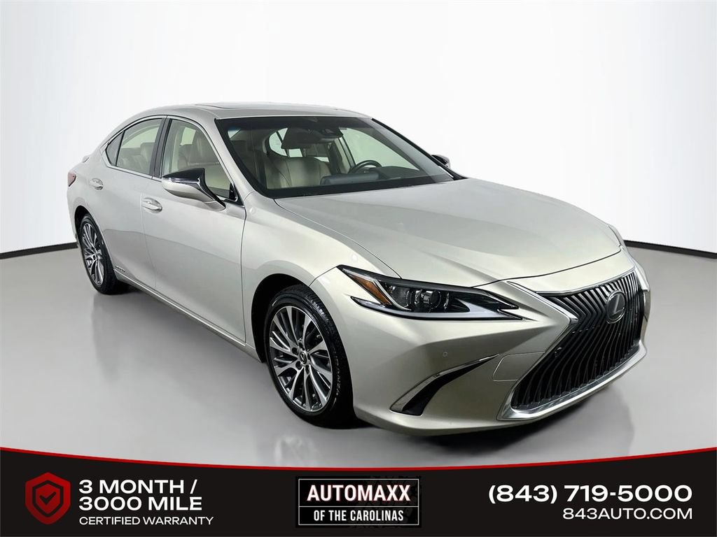 Used 2019 Lexus ES 300h w/ Premium Package