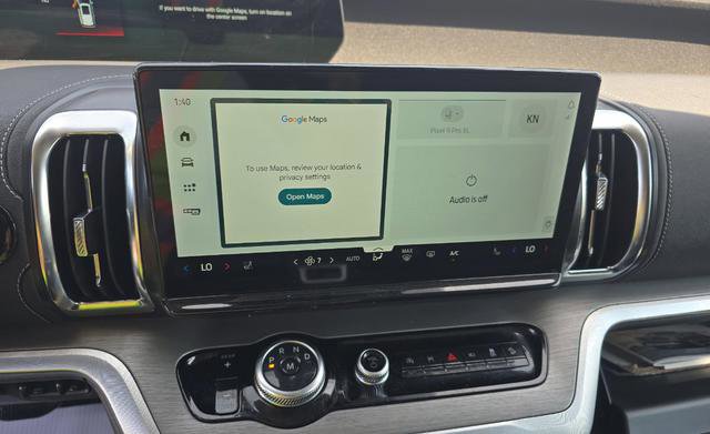 Used 2025 Ford Expedition Max Platinum AWD/4WD image 7