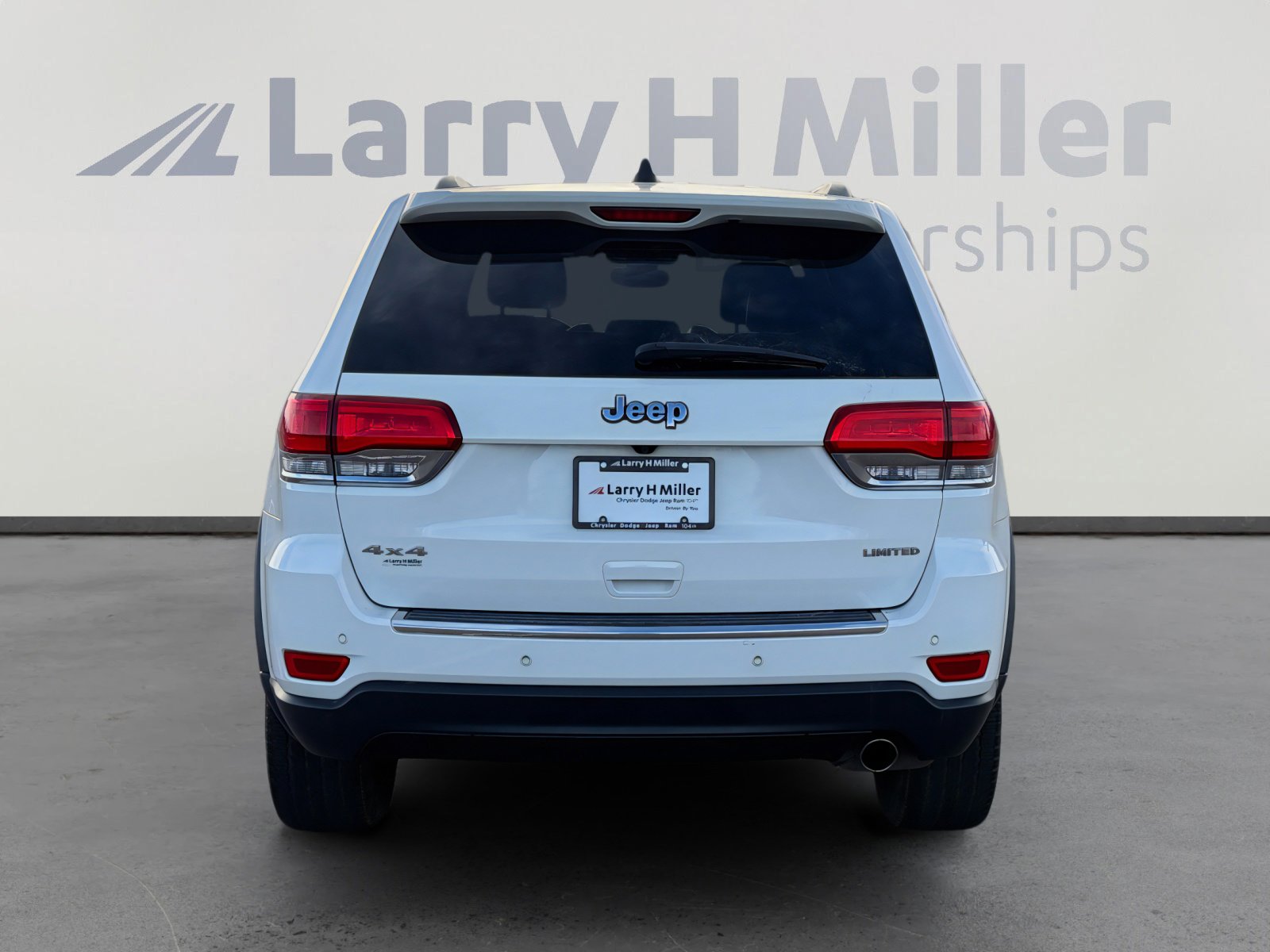 Used 2019 Jeep Grand Cherokee Limited image 5