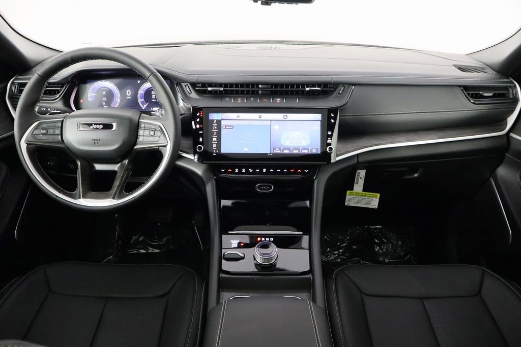 New 2026 Jeep Grand Cherokee Limited image 14