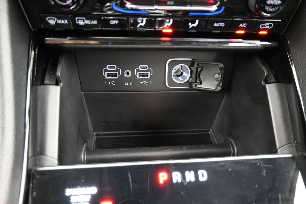 Used 2023 Jeep Grand Cherokee L Limited AWD/4WD image 28