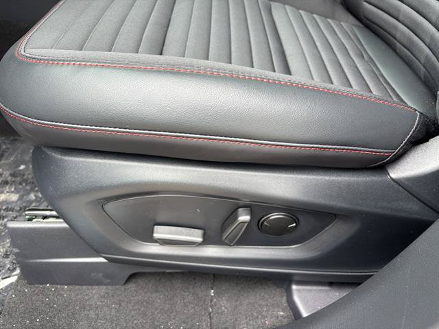 New 2026 Ford Explorer ST-Line w/ ST-Line Street Pack AWD/4WD image 11