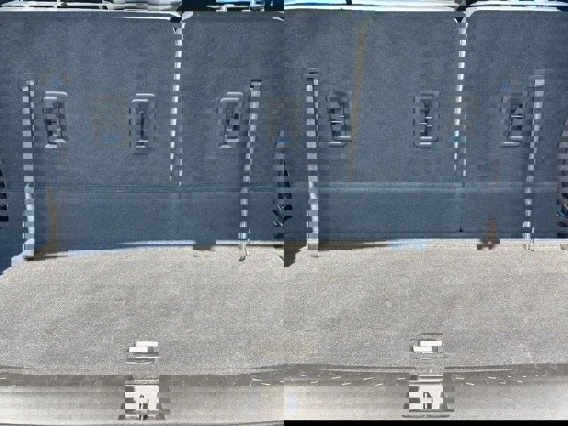 Used 2022 Chevrolet Traverse LT image 4