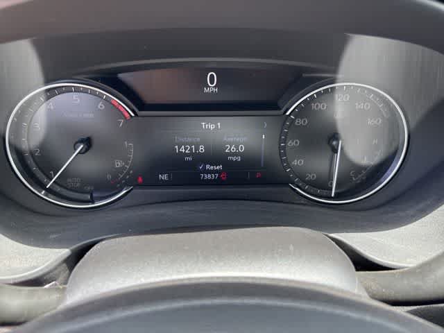 Used 2022 Cadillac XT4 Luxury w/ Cold Weather Package FWD image 15