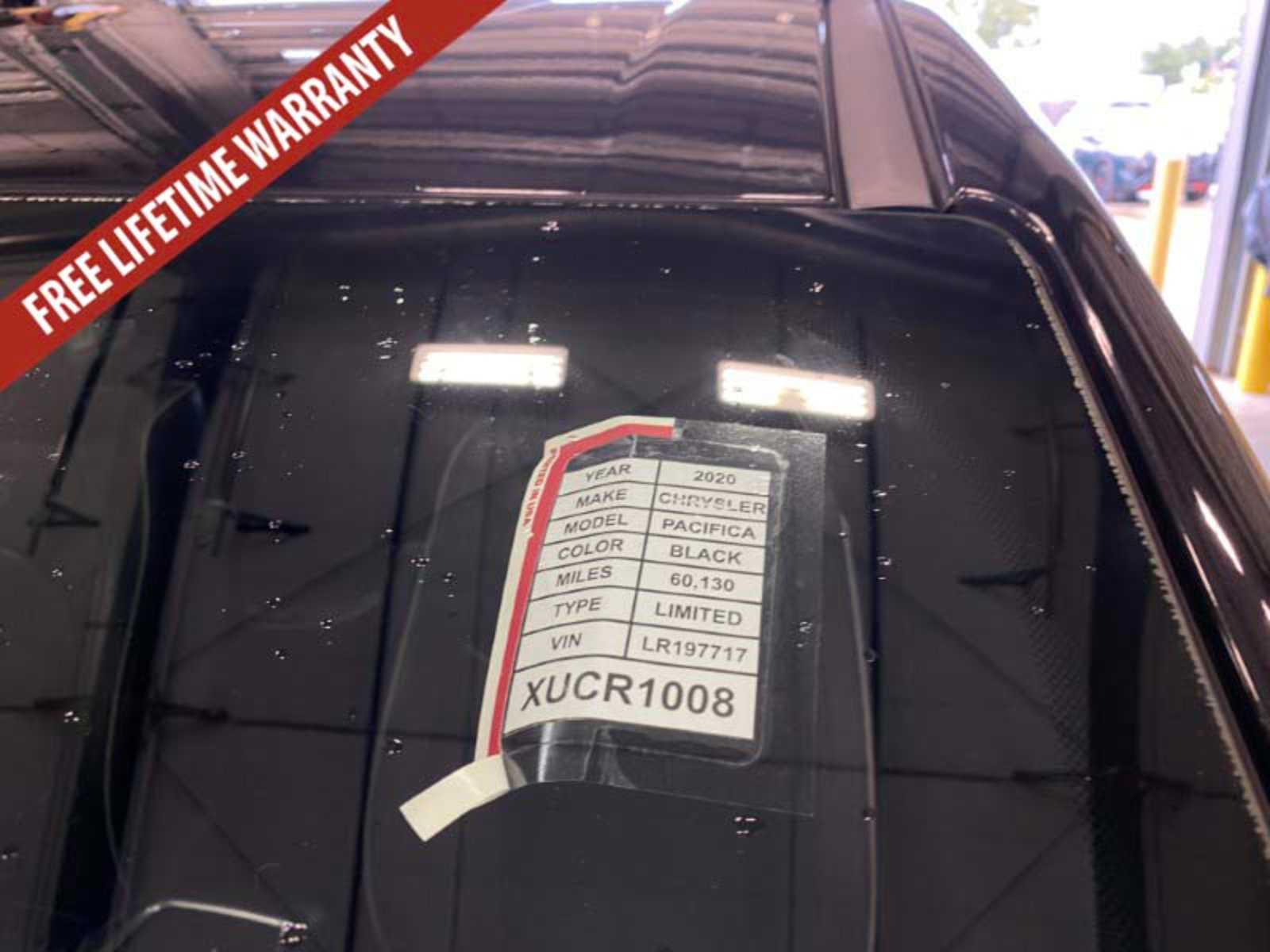 Used 2020 Chrysler Pacifica Limited w/ Advanced Safetytec Group FWD image 56