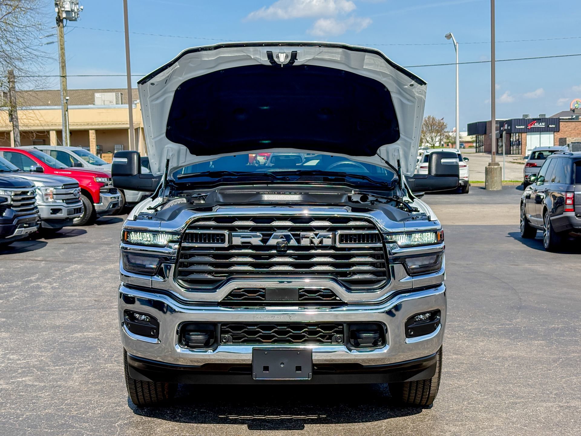 Used 2025 RAM 2500 Big Horn image 33