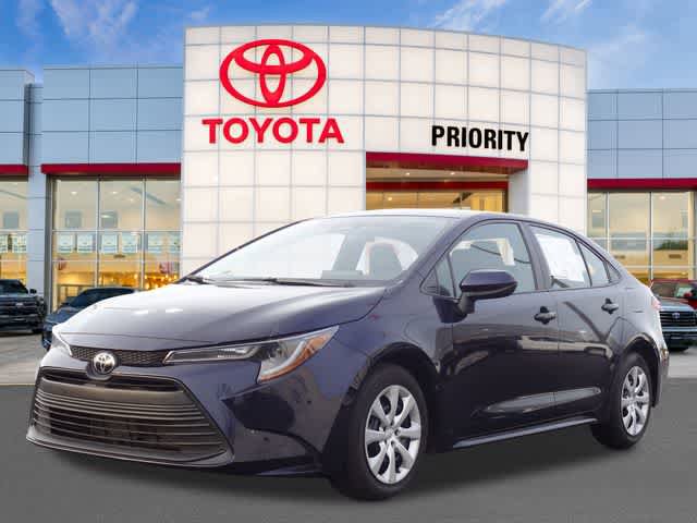 Used 2024 Toyota Corolla LE image 1