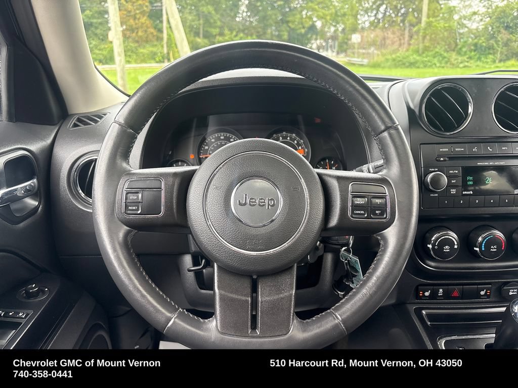Used 2016 Jeep Patriot High Altitude AWD/4WD image 17