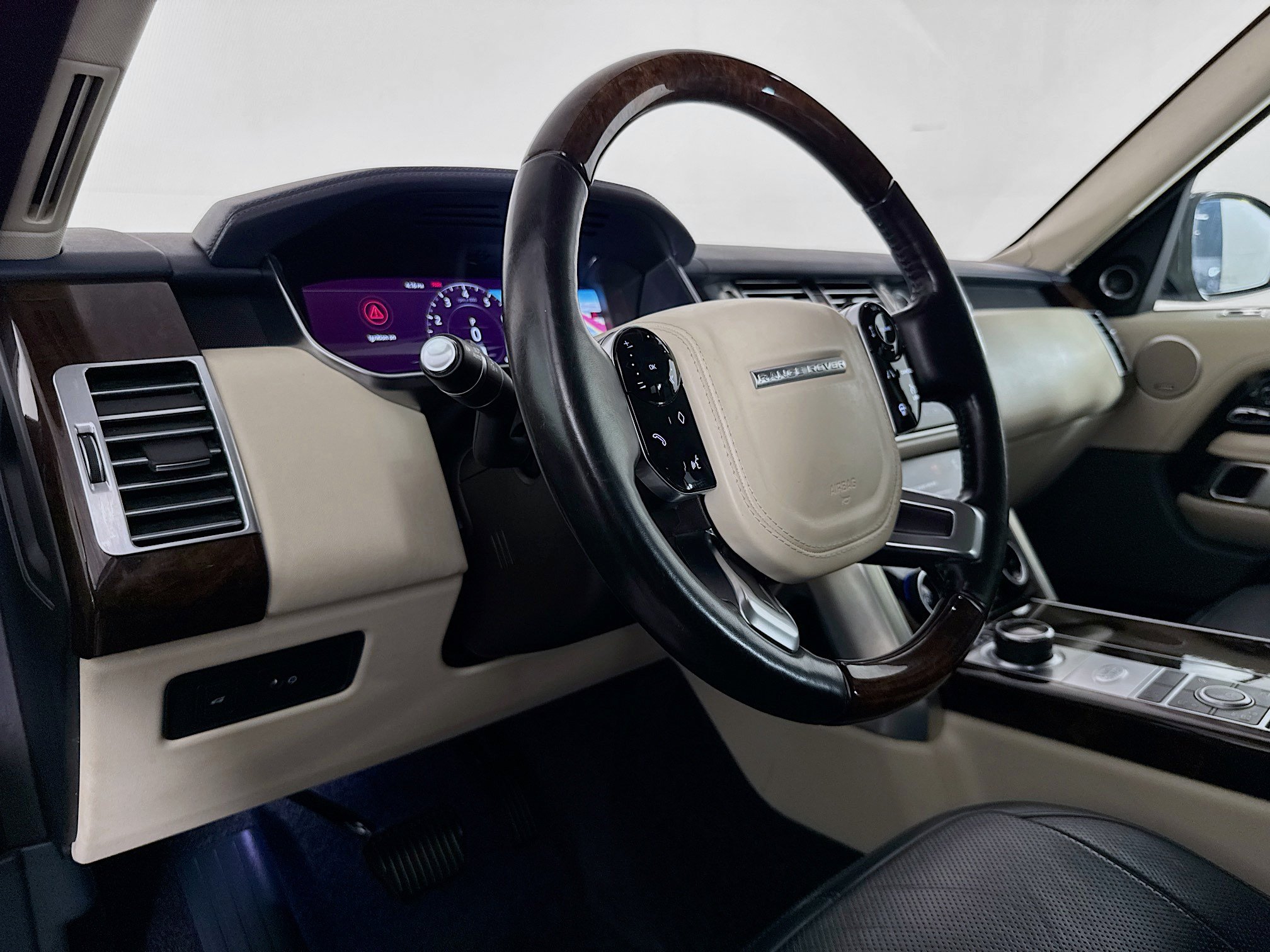 Used 2019 Land Rover Range Rover HSE AWD/4WD image 21