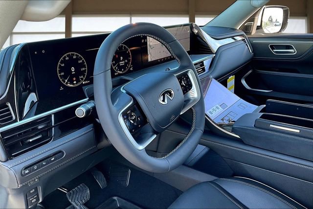 New 2026 INFINITI QX80 Luxe image 14