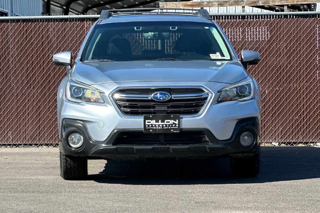 Used 2018 Subaru Outback 2.5i Premium AWD/4WD image 3