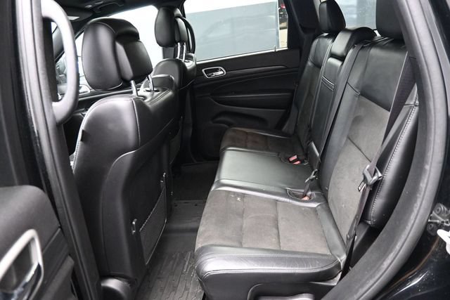 Used 2020 Jeep Grand Cherokee Laredo w/ Quick Order Package 2BN North AWD/4WD image 32