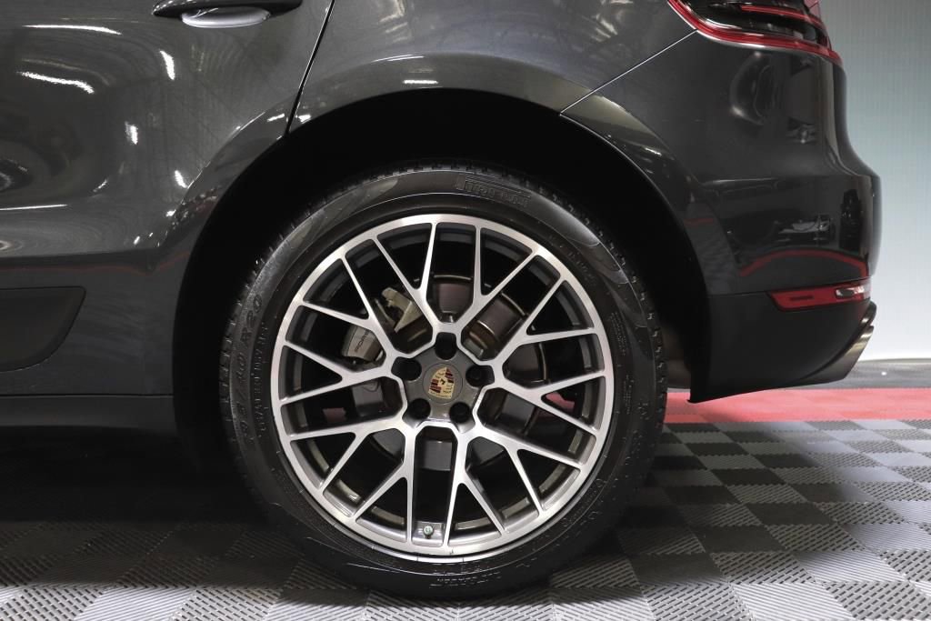 Used 2017 Porsche Macan S image 78