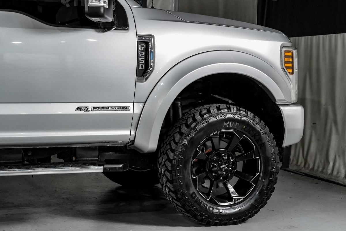 Used 2019 Ford F250 Lariat w/ Lariat Ultimate Package AWD/4WD image 8