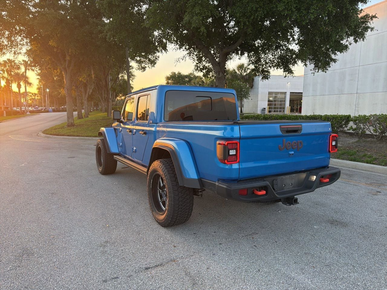 Used 2022 Jeep Gladiator Mojave w/ LED Lighting Group AWD/4WD image 3
