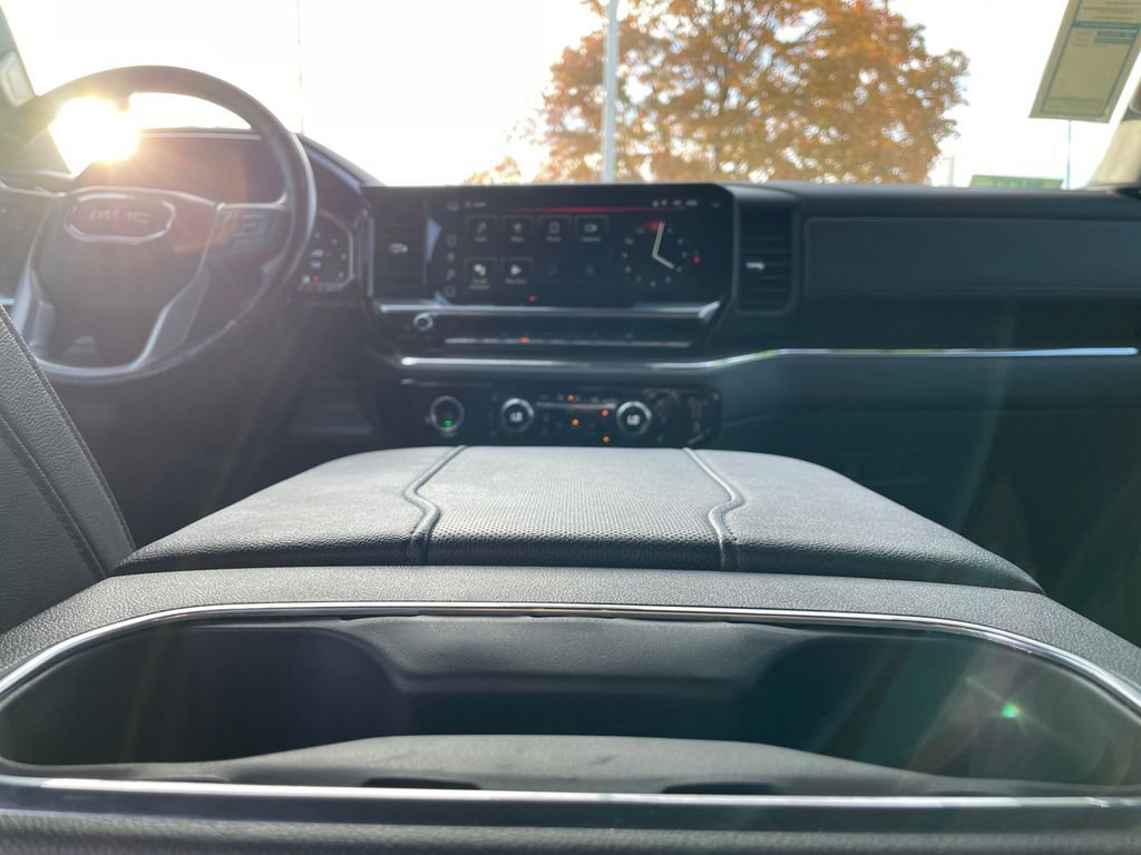 Used 2023 GMC Sierra 1500 SLT w/ SLT Convenience Package image 16