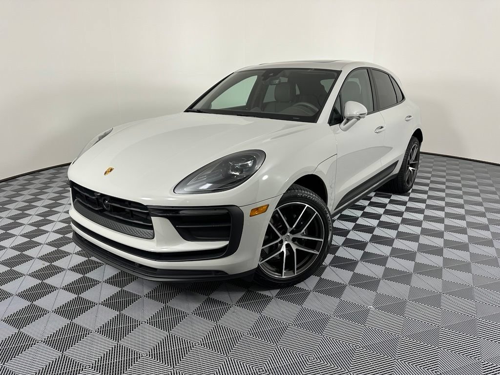 Certified 2026 Porsche Macan Turbo AWD/4WD image 1