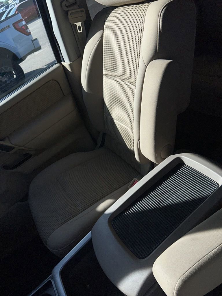 Used 2014 Nissan Titan SV w/ SV Premium Utility Package RWD image 10