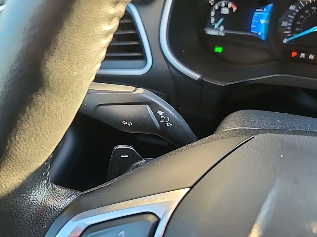 Used 2016 Ford Edge SEL w/ Equipment Group 201A image 27