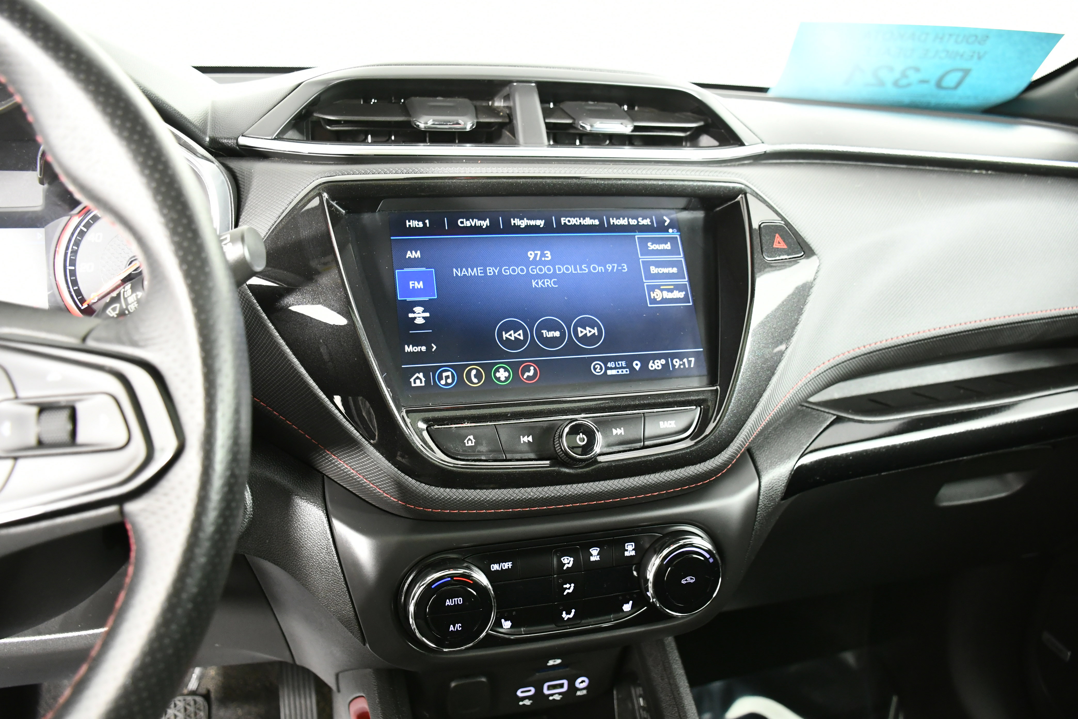 Used 2021 Chevrolet TrailBlazer RS w/ Sun and Liftgate Package image 26