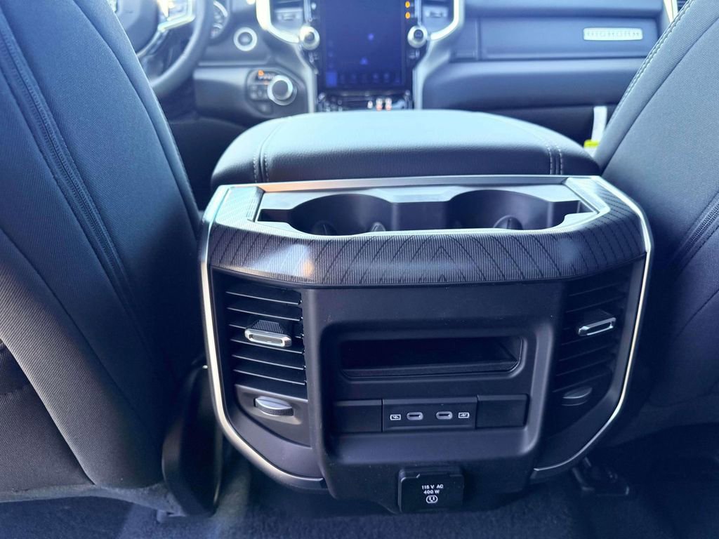 New 2026 RAM 1500 Big Horn AWD/4WD image 13