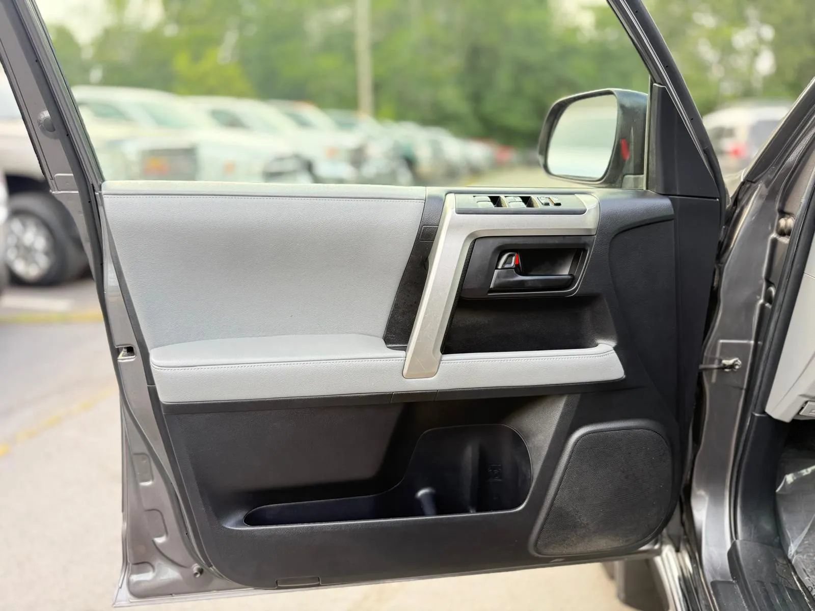Used 2013 Toyota 4Runner SR5 w/ Convenience Pkg AWD/4WD image 29