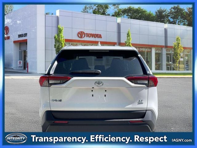 Certified 2025 Toyota RAV4 LE AWD/4WD image 7