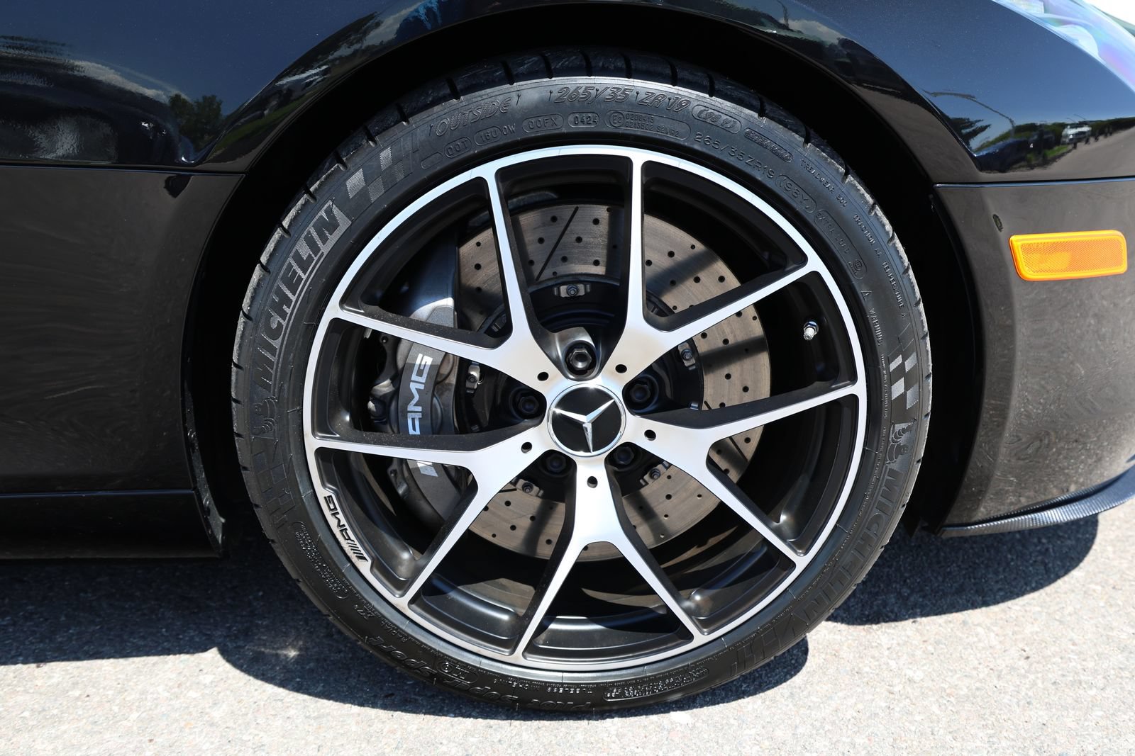 Used 2015 Mercedes-Benz SLS AMG GT Final Edition image 14