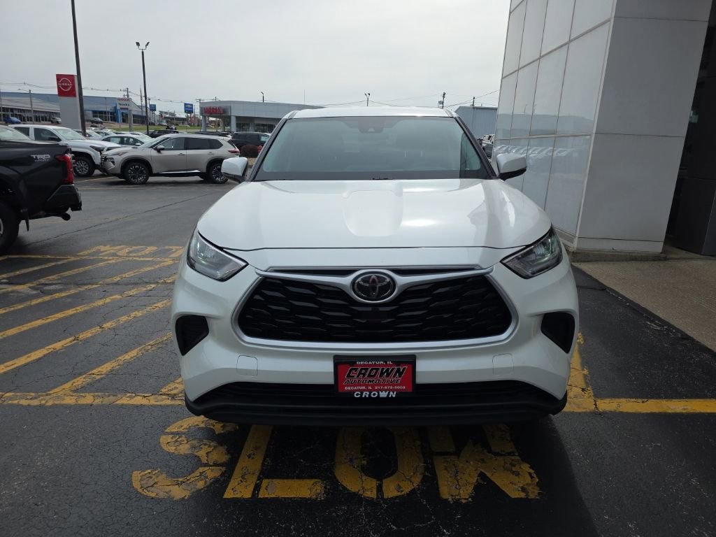 Used 2020 Toyota Highlander L AWD/4WD image 10