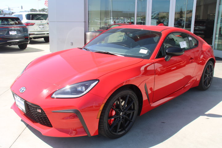 New 2026 Toyota GR86 Premium w/ Performance Package RWD image 5