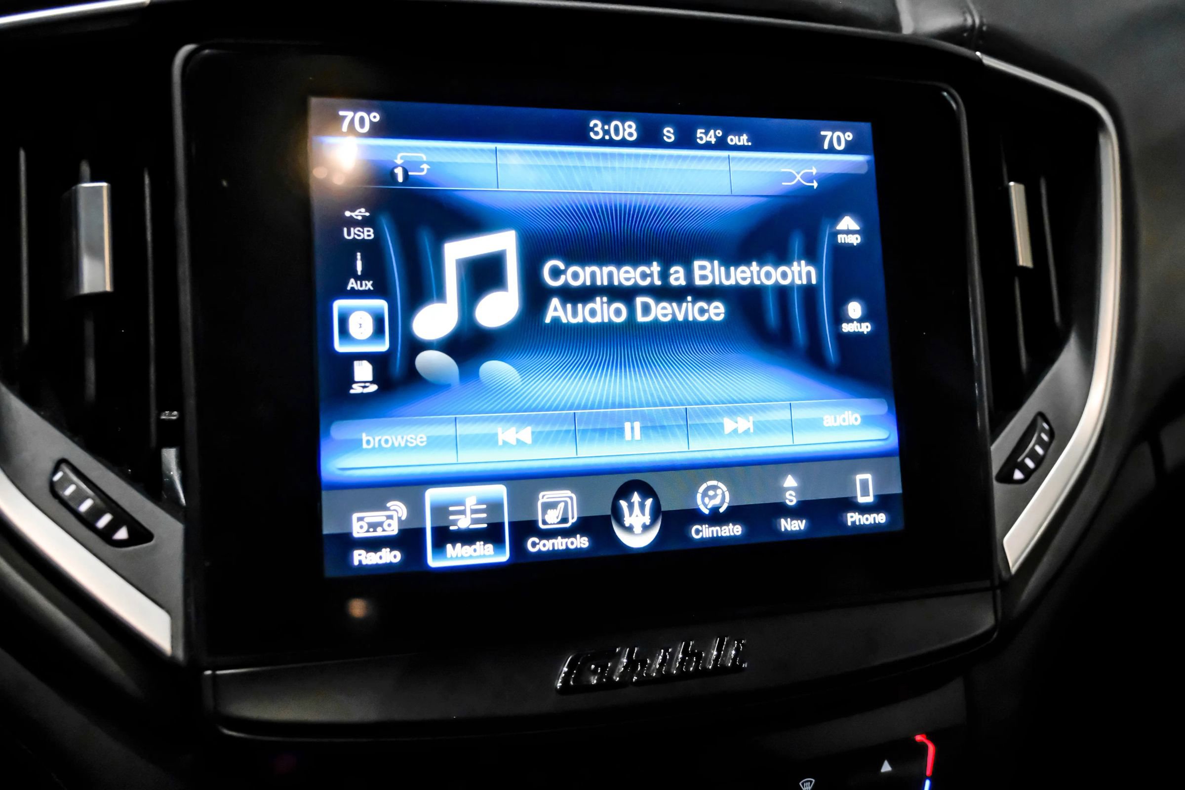 Used 2017 Maserati Ghibli w/ Luxury Package image 30