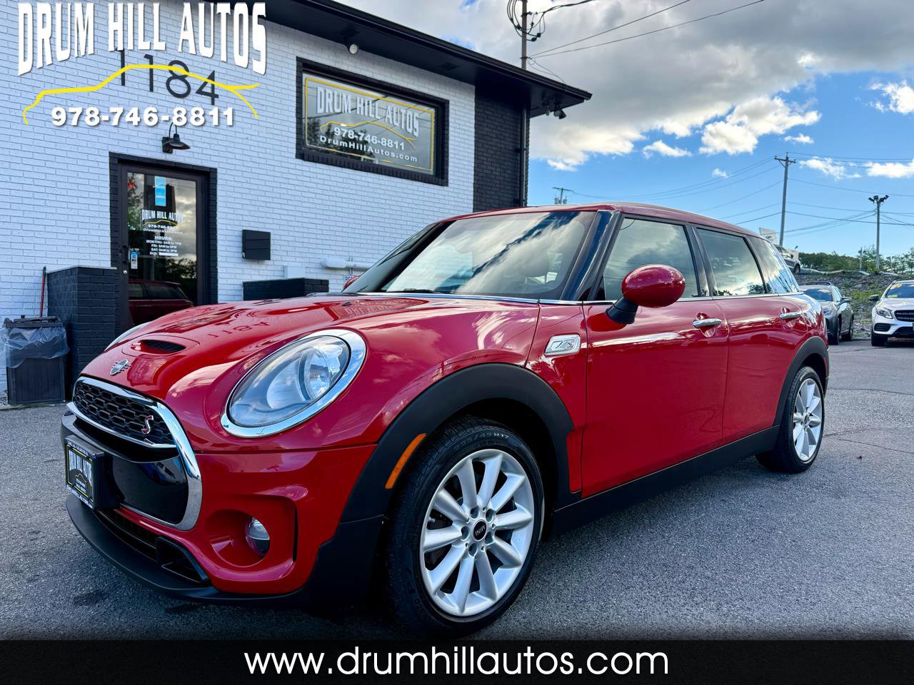 Used 2019 MINI Cooper Clubman S image 1