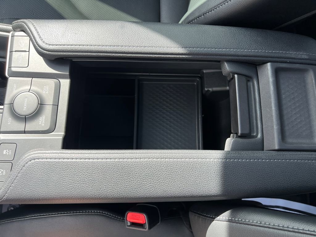 Certified 2024 Toyota Grand Highlander Limited image 26