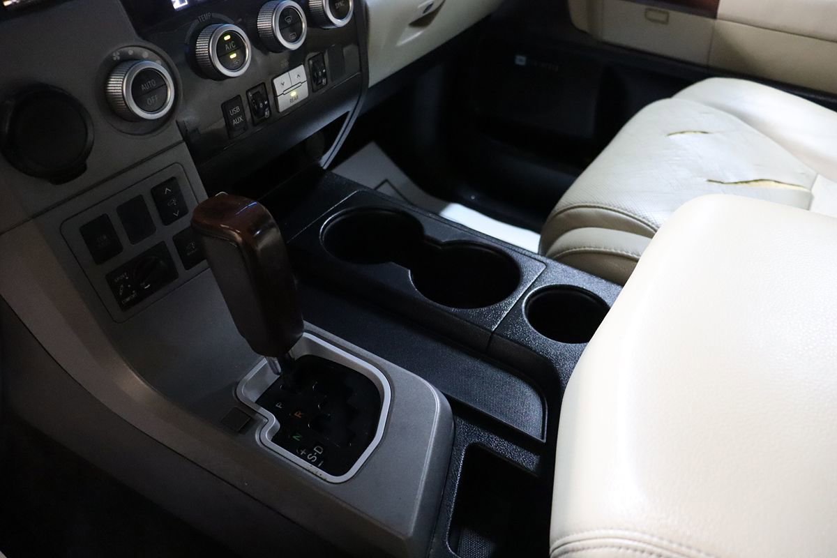 Used 2013 Toyota Sequoia Platinum RWD image 58