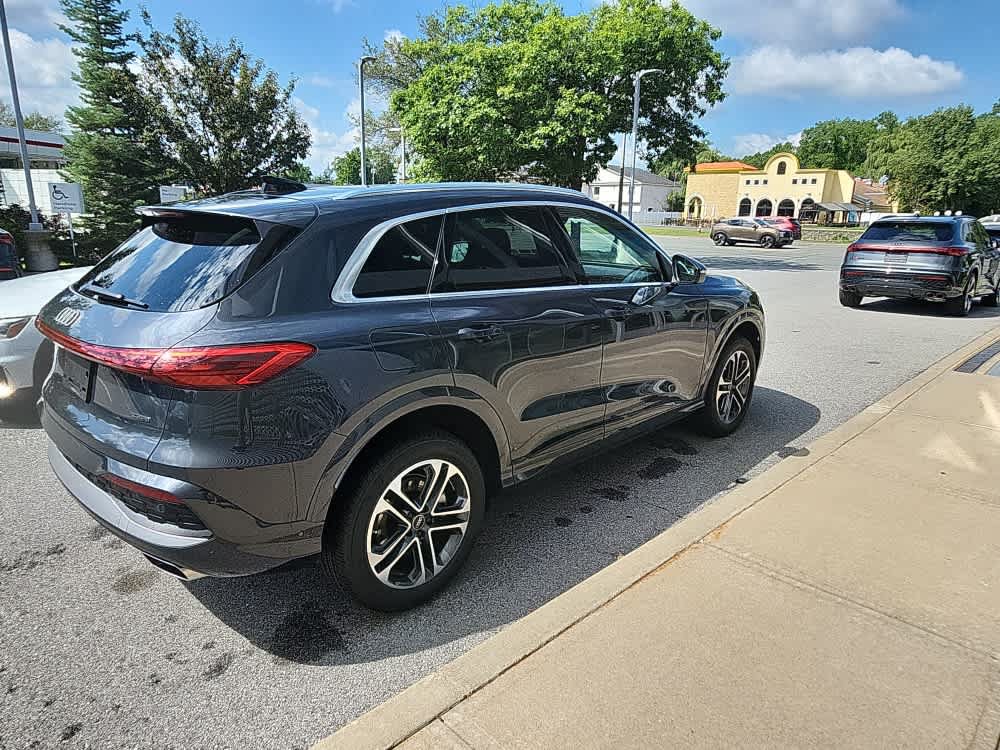 Used 2025 Audi Q5 Premium w/ Convenience Package AWD/4WD image 12