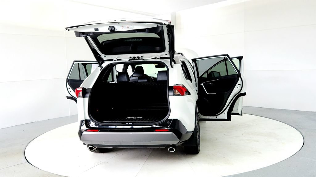 Certified 2020 Toyota RAV4 XSE AWD/4WD image 11