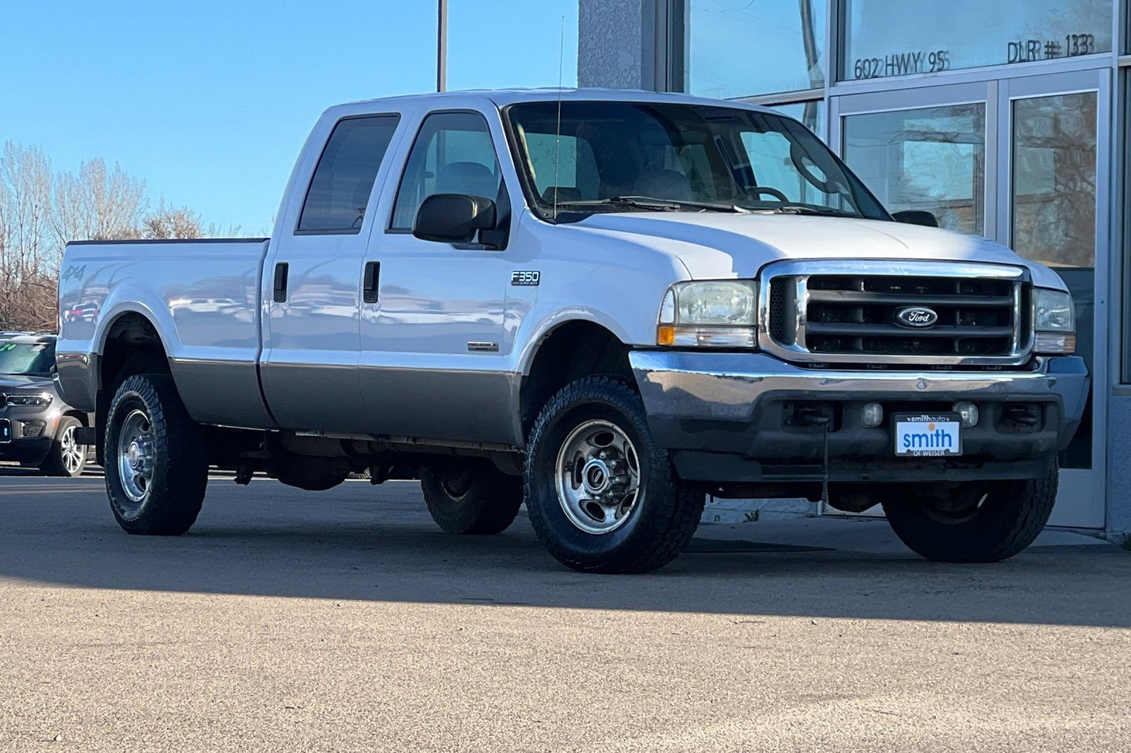 Used 2004 Ford F350 Lariat image 2