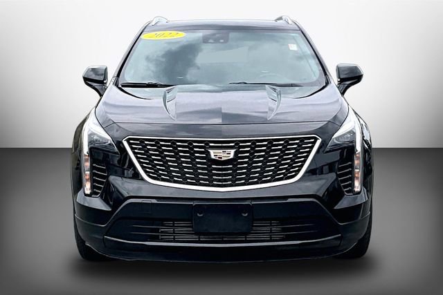Used 2022 Cadillac XT4 Luxury w/ Cold Weather Package AWD/4WD image 3