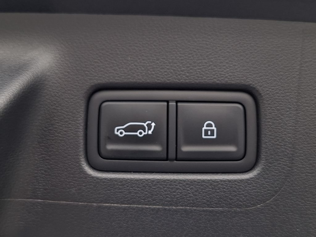 Certified 2025 Hyundai Santa Fe SEL AWD/4WD image 32