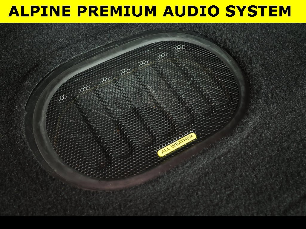 Used 2018 Jeep Wrangler Unlimited Sahara image 9