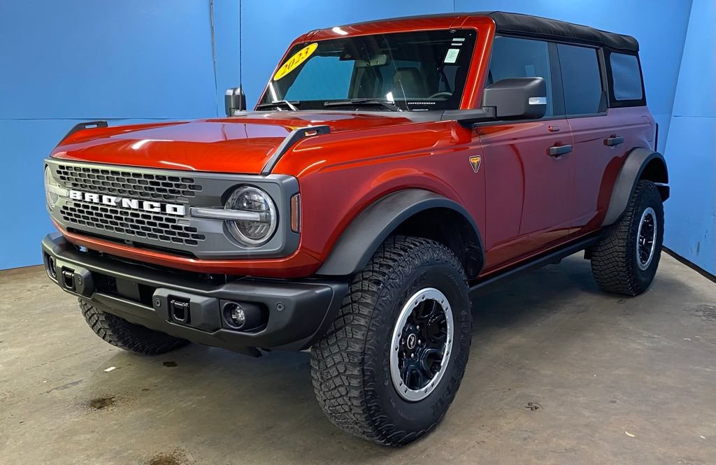 Used 2023 Ford Bronco Badlands AWD/4WD image 4
