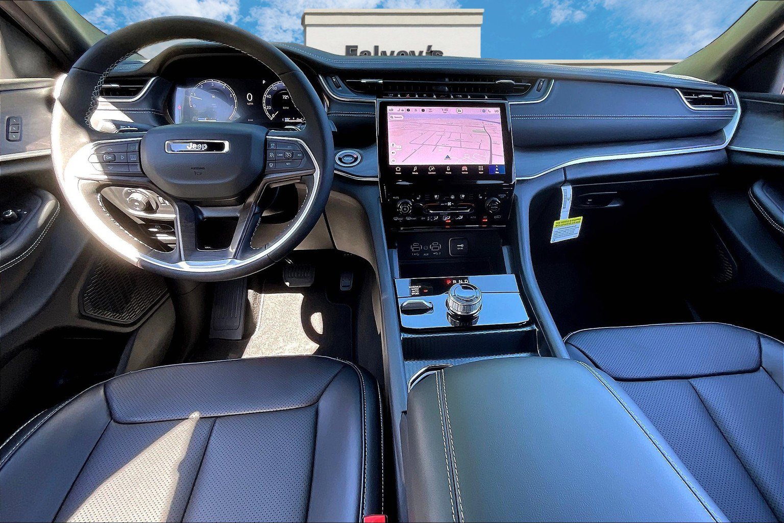 New 2025 Jeep Grand Cherokee Limited image 5